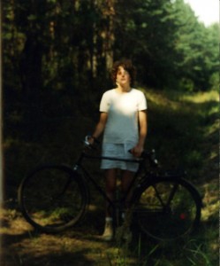 4img951